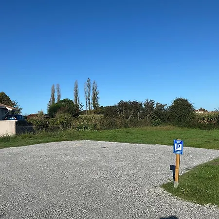 Ravissant T2, Cl 3 Etoiles, 3 Pers Et 1 Enf , 3 Lits, Parking Et Patio Saint-Sever (Landes)
